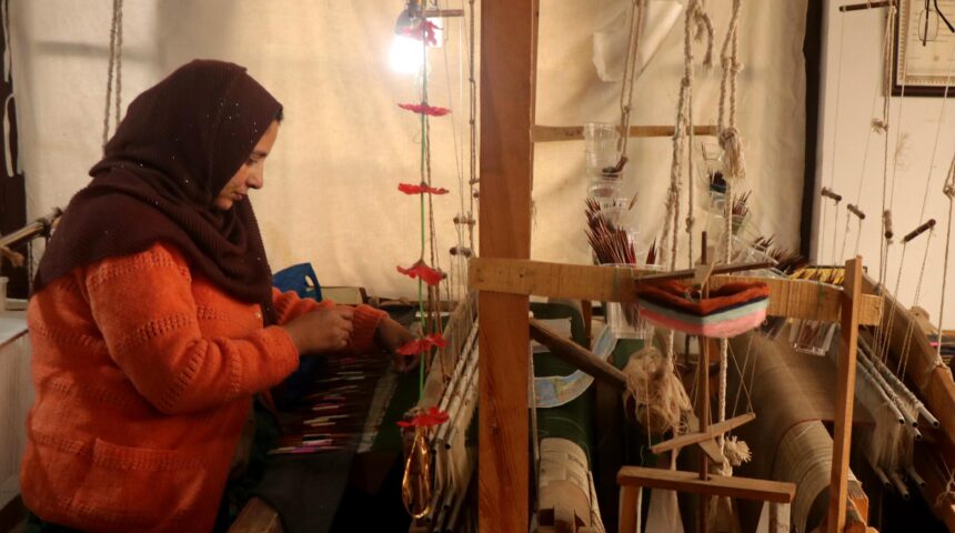 Photo Essay: Kani Shawls