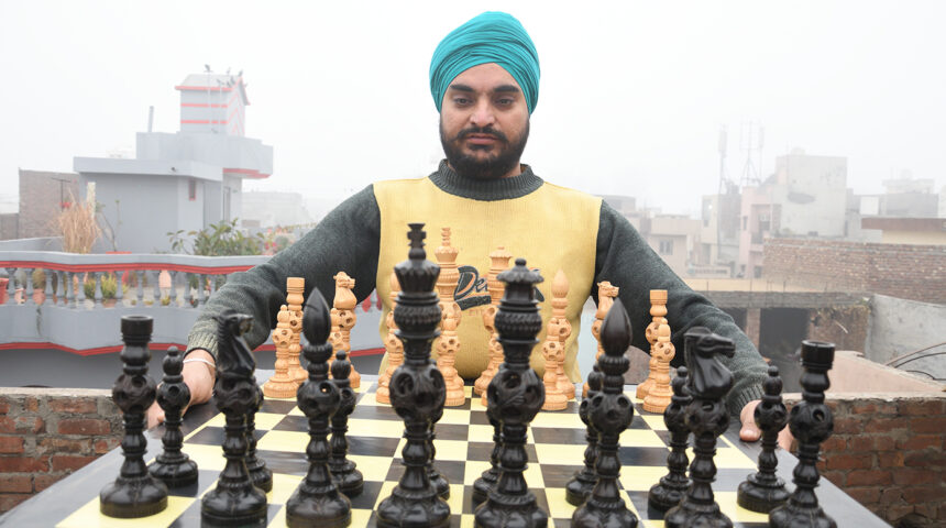 Photo Essay: Chess Maker, Amritsar