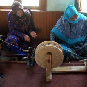 Photo Essay: Yender, the Spinning wheel